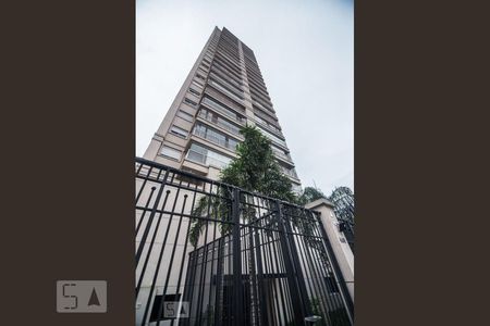 Apartamento para alugar com 69m², 2 quartos e 1 vagaFachada