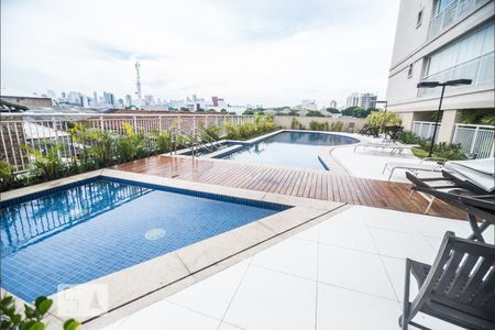 Apartamento para alugar com 69m², 2 quartos e 1 vagaÁrea comum - Piscina