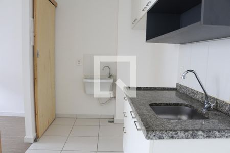Apartamento para alugar com 34m², 2 quartos e sem vagaCozinha e Área de Serviço