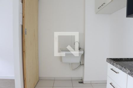 Apartamento para alugar com 34m², 2 quartos e sem vagaCozinha e Área de Serviço