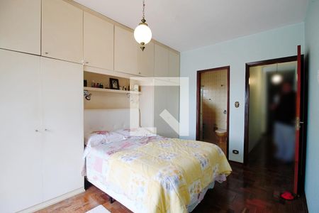 Casa à venda com 200m², 5 quartos e 2 vagasSuíte