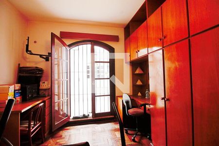 Casa à venda com 200m², 5 quartos e 2 vagasQuarto 3