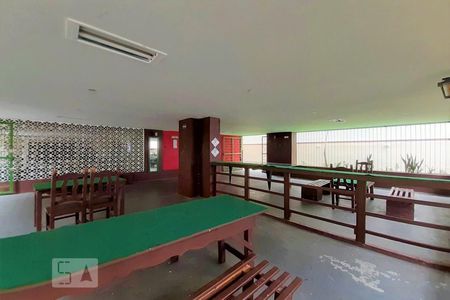 Apartamento à venda com 62m², 2 quartos e 1 vaga Apartamento à venda com 62m², 2 quartos e 1 vagaÁrea comum - Sala de jogos