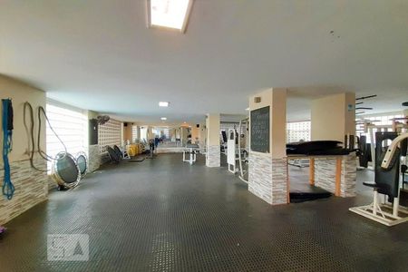 Apartamento à venda com 62m², 2 quartos e 1 vaga Apartamento à venda com 62m², 2 quartos e 1 vagaÁrea comum - Academia