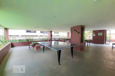 Apartamento à venda com 62m², 2 quartos e 1 vaga Apartamento à venda com 62m², 2 quartos e 1 vagaÁrea comum - Sala de jogos