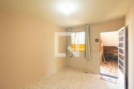 Sala de apartamento para alugar com 2 quartos, 45m² em Campo Grande, Rio de Janeiro
