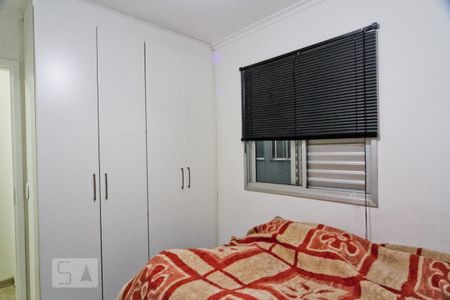 Quarto 1 de apartamento para alugar com 2 quartos, 50m² em Vila Palmeiras, São Paulo