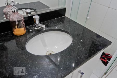 Apartamento para alugar com 50m², 2 quartos e 1 vaga Apartamento para alugar com 50m², 2 quartos e 1 vagaBanheiro