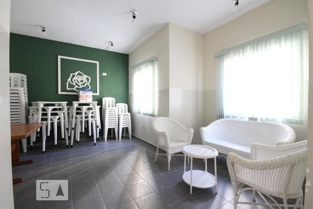 Apartamento à venda com 49m², 2 quartos e 1 vaga Apartamento à venda com 49m², 2 quartos e 1 vagaÁrea comum - Salão de festas