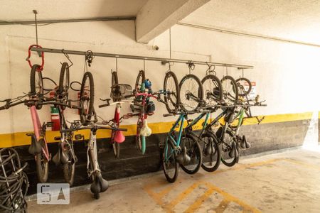Apartamento à venda com 47m², 2 quartos e sem vaga Apartamento à venda com 47m², 2 quartos e sem vagaBicicletário