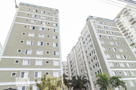 Apartamento à venda com 47m², 2 quartos e sem vaga Apartamento à venda com 47m², 2 quartos e sem vagaFachada