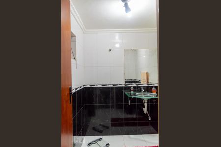 Casa à venda com 200m², 3 quartos e 4 vagasBanheiro