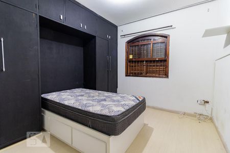 Casa à venda com 150m², 4 quartos e 2 vagasQuarto 4 - Suíte