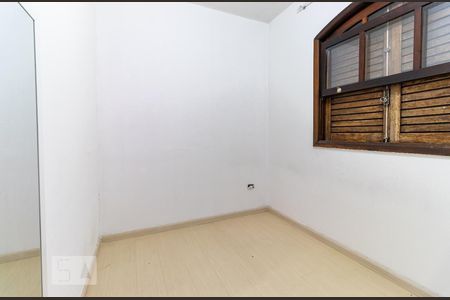 Casa à venda com 150m², 4 quartos e 2 vagasQuarto 2