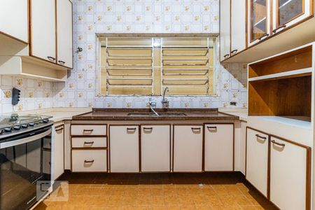 Casa à venda com 150m², 4 quartos e 2 vagasCozinha