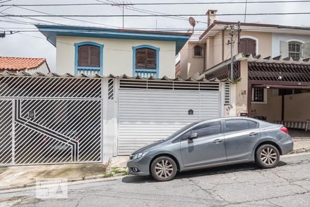 Casa à venda com 150m², 4 quartos e 2 vagasFachada