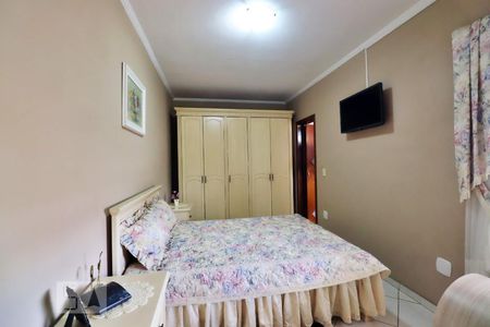 Suíte 1 de casa à venda com 2 quartos, 178m² em Utinga, Santo André