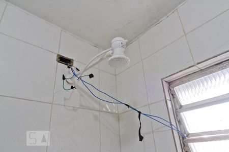 Banheiro de casa para alugar com 2 quartos, 50m² em Vila Primavera, São Paulo