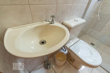 Casa à venda com 250m², 4 quartos e 4 vagasBanheiro de Serviço