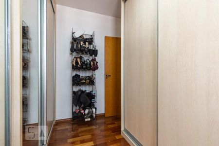 Casa à venda com 250m², 4 quartos e 4 vagasQuarto 4