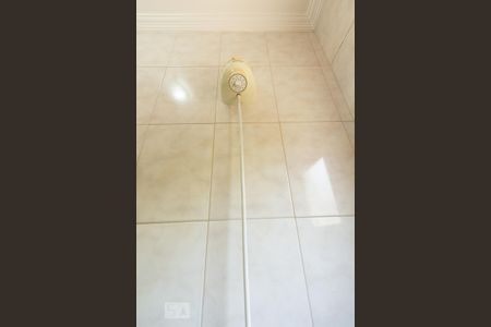 Casa à venda com 250m², 4 quartos e 4 vagasBanheiro de Serviço