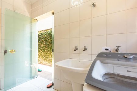 Casa à venda com 250m², 4 quartos e 4 vagasLavanderia