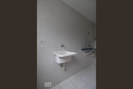 Área de Serviço de apartamento para alugar com 2 quartos, 52m² em Jardim Iracema, São Paulo