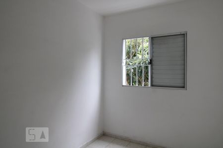 Quarto 1 de apartamento para alugar com 2 quartos, 52m² em Jardim Iracema, São Paulo