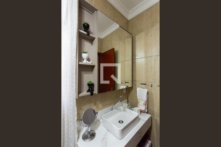 Casa à venda com 180m², 3 quartos e 1 vagaBanheiro
