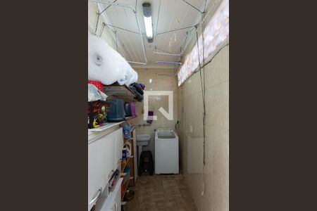 Casa à venda com 180m², 3 quartos e 1 vagaÁrea de Serviço