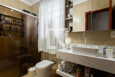 Casa à venda com 180m², 3 quartos e 1 vagaBanheiro