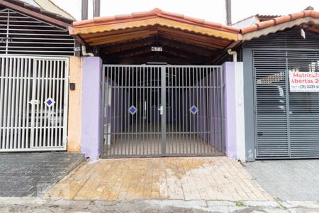 Fachada de casa para alugar com 3 quartos, 120m² em Jardim Peri, São Paulo