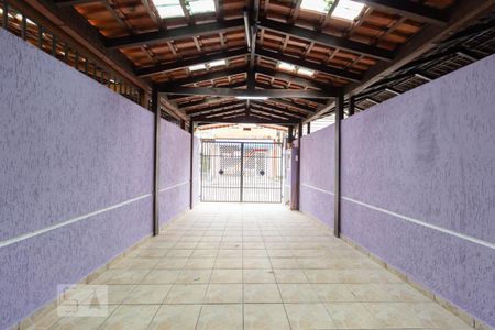 Garagem de casa para alugar com 3 quartos, 120m² em Jardim Peri, São Paulo
