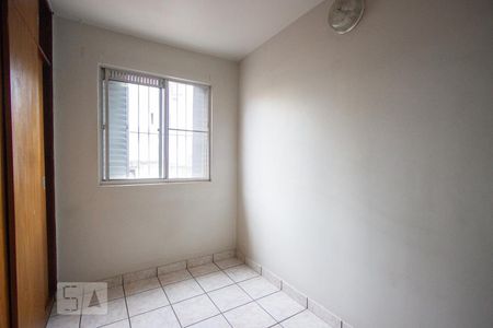 Quarto 1  de apartamento para alugar com 2 quartos, 50m² em Conjunto Habitacional Presidente Castelo Branco, Carapicuíba