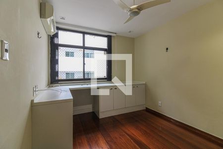 Apartamento para alugar com 180m², 3 quartos e 2 vagas Apartamento para alugar com 180m², 3 quartos e 2 vagasSuíte 3