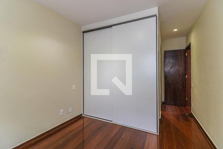 Apartamento para alugar com 180m², 3 quartos e 2 vagas Apartamento para alugar com 180m², 3 quartos e 2 vagasSuíte 3