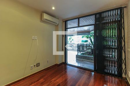 Apartamento para alugar com 180m², 3 quartos e 2 vagas Apartamento para alugar com 180m², 3 quartos e 2 vagasSuíte 1 Master