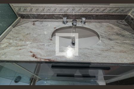 Apartamento para alugar com 180m², 3 quartos e 2 vagas Apartamento para alugar com 180m², 3 quartos e 2 vagasSuíte 3 - banheiro