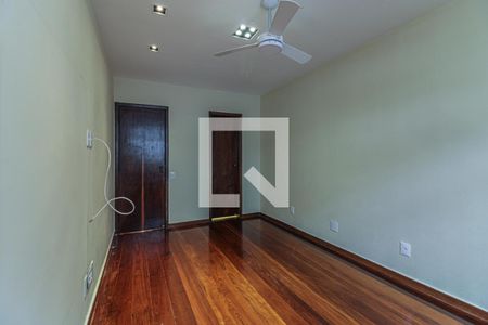 Apartamento para alugar com 180m², 3 quartos e 2 vagas Apartamento para alugar com 180m², 3 quartos e 2 vagasSuíte 2