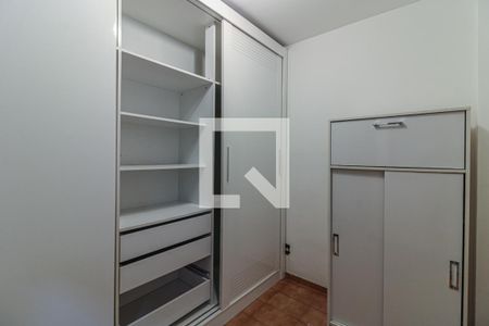 Apartamento para alugar com 180m², 3 quartos e 2 vagas Apartamento para alugar com 180m², 3 quartos e 2 vagasÁrea de Serviço - Quarto