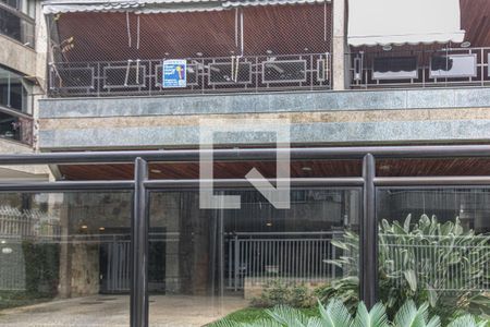 Placa Quinto Andar de apartamento para alugar com 3 quartos, 180m² em Recreio dos Bandeirantes, Rio de Janeiro