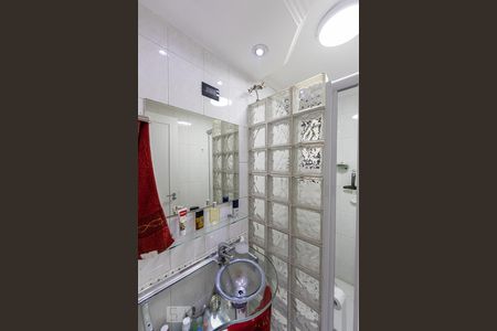 Apartamento à venda com 70m², 3 quartos e 2 vagasBanheiro Social