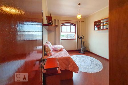 Casa à venda com 180m², 2 quartos e 2 vagasQuarto 2