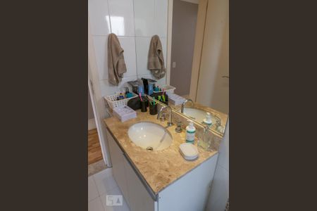 Apartamento para alugar com 120m², 3 quartos e 2 vagasBanheiro Social