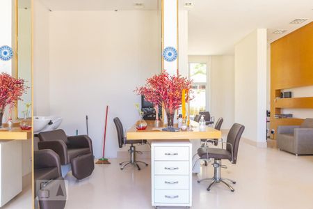 Apartamento para alugar com 120m², 3 quartos e 2 vagasÁrea comum - Salão de Beleza