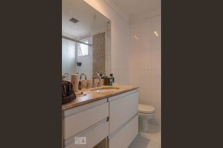 Apartamento para alugar com 120m², 3 quartos e 2 vagasBanheiro da Suíte