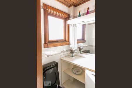 Apartamento à venda com 505m², 4 quartos e 3 vagasBanheiro do Quarto 4