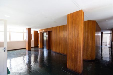 Apartamento à venda com 58m², 2 quartos e sem vagaHall social