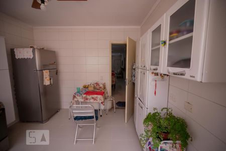 Casa para alugar com 200m², 3 quartos e 2 vagas Casa para alugar com 200m², 3 quartos e 2 vagasCozinha