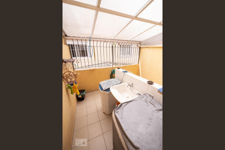 Casa para alugar com 200m², 3 quartos e 2 vagas Casa para alugar com 200m², 3 quartos e 2 vagasLavanderia